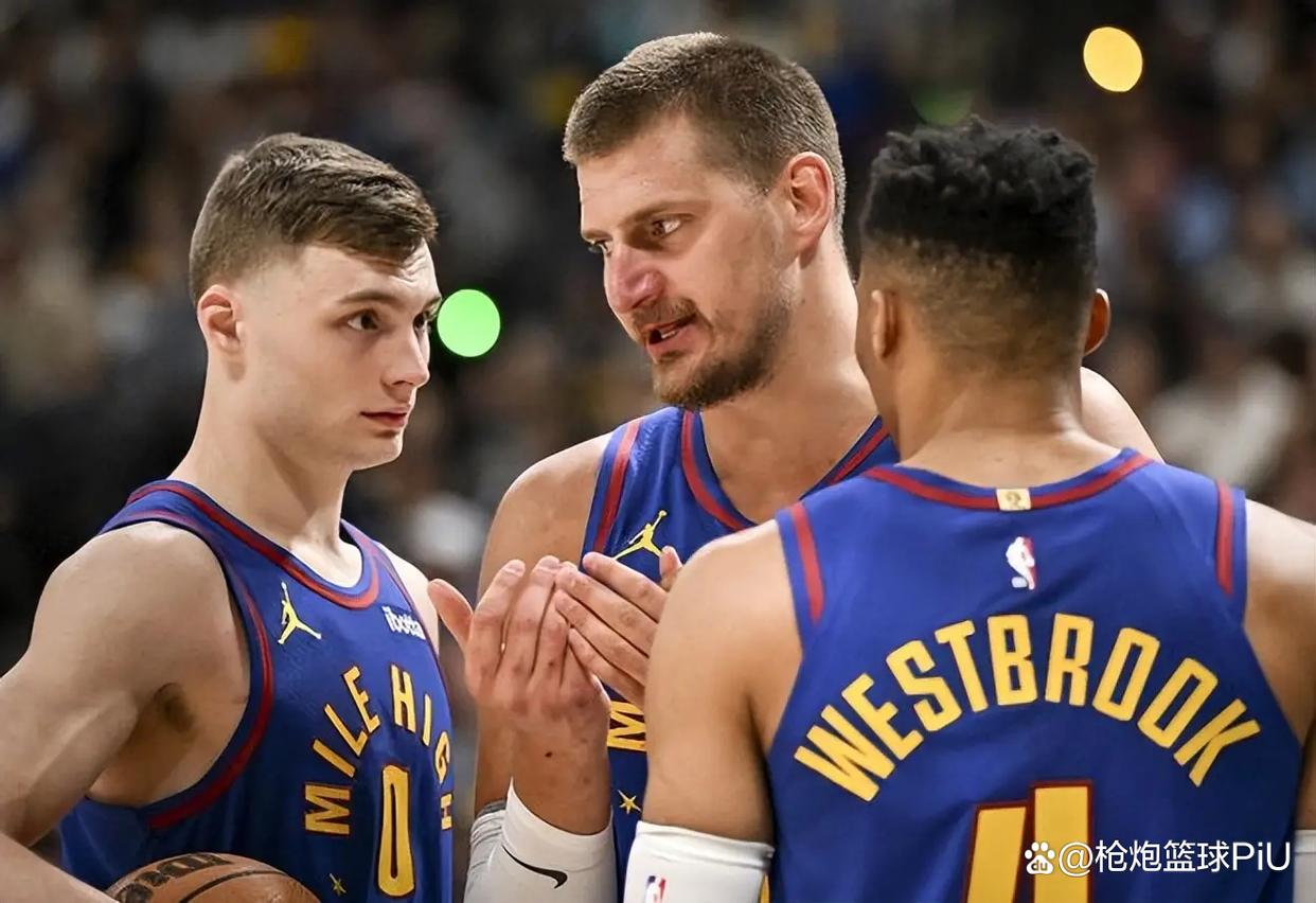 包含清晨德国杯焦点战，丹佛掘金主帅复盘，质疑声仍在，医务组通报恢复的词条