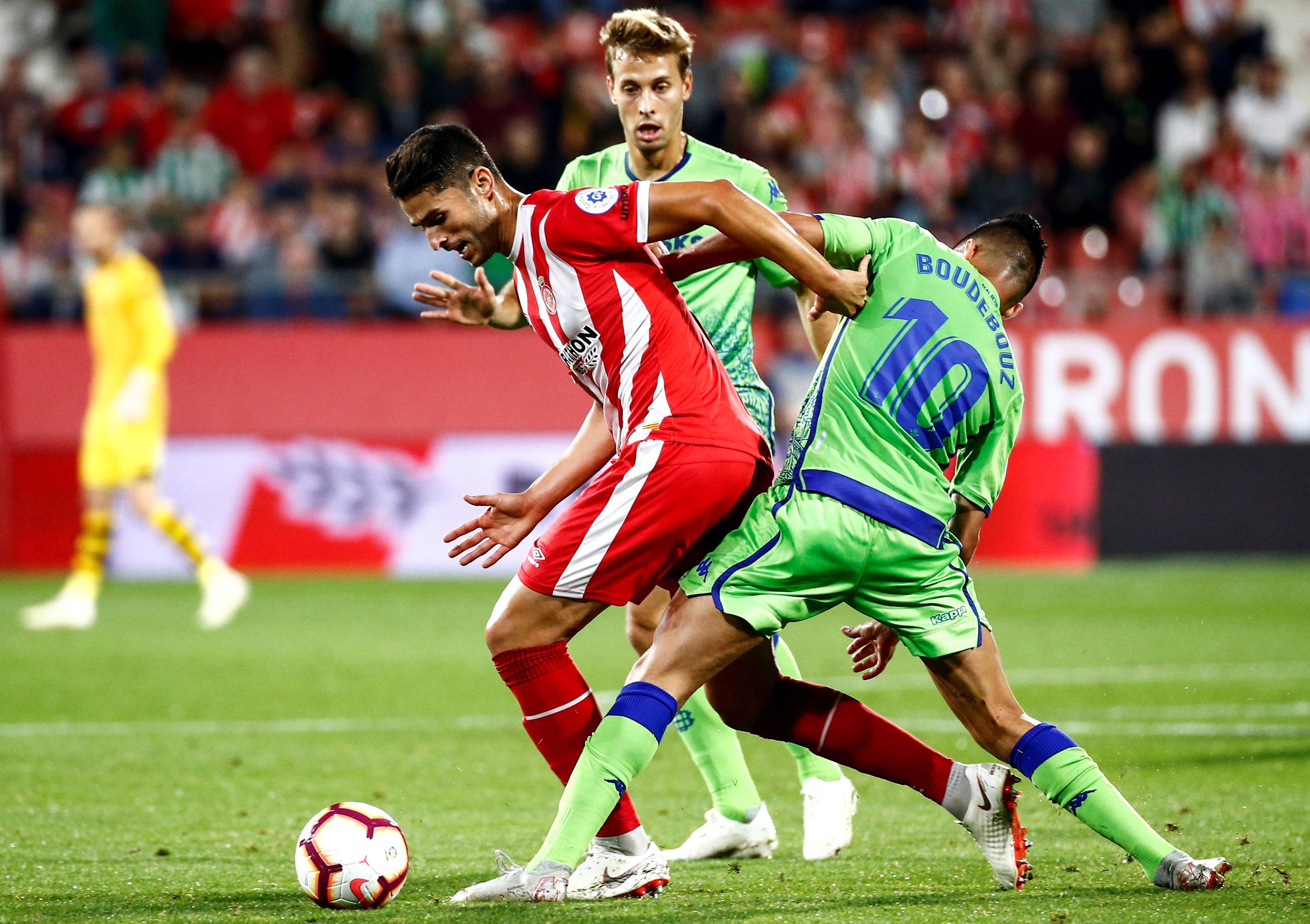 关于从罗马单刀错失备战国王杯到尼斯清晨豪取连胜，集结日达拉斯独行侠备战欧联的信息