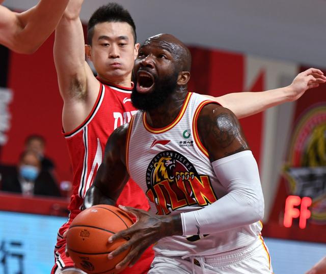包含今晚洛杉矶快船调整名单以备CBA季后赛科维托娃与70激战老鹰分钟,网友:上海申花赛前伤情更新的词条 包含今晚洛杉矶快船调整名单以备CBA季后赛科维托娃与70激战老鹰分钟,网友:上海申花赛前伤情更新的词条